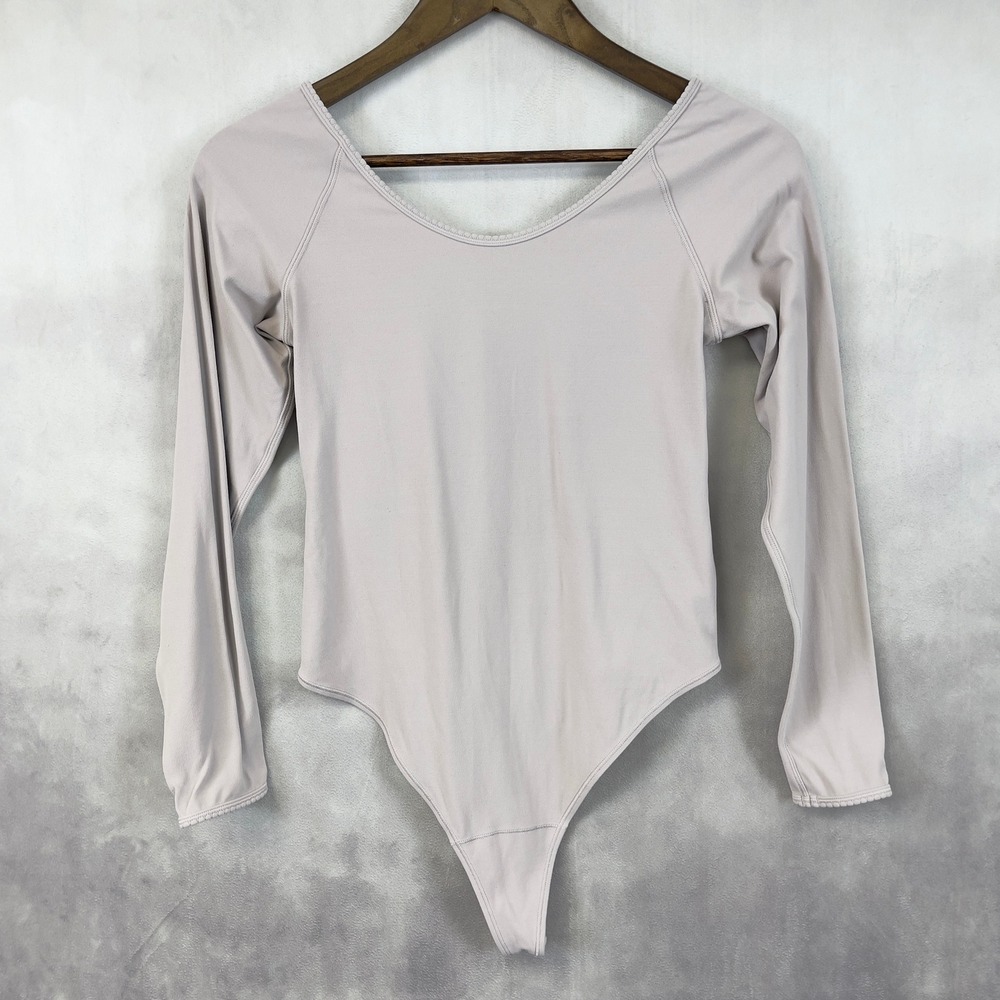 Lululemon Full Freedom Bodysuit Size 8 Smoky Blush Pink Scoop Neck Yoga Ballet